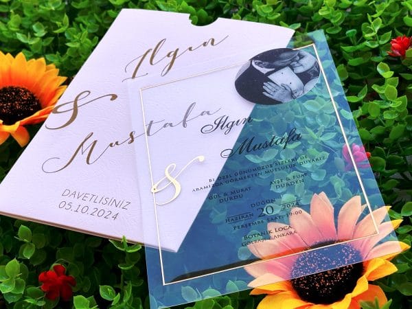acrylic invitations with premium finish and modern layout