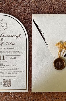 Classic Wedding Invitation Card With Vintage Touches