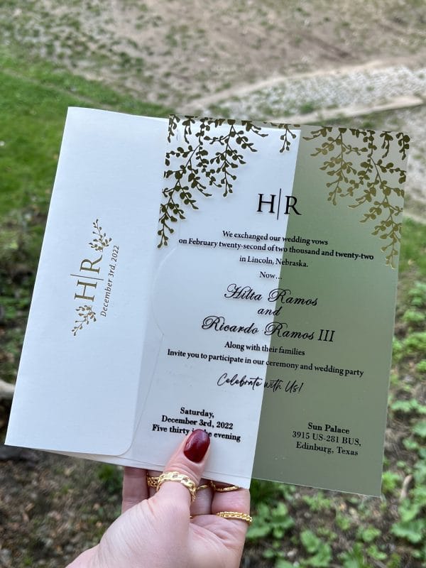 quinceañera invitations with premium finish and modern layout
