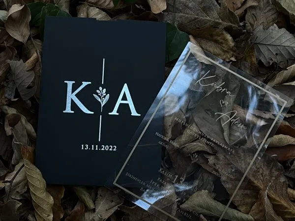 acrylic invitations with premium finish and modern layout