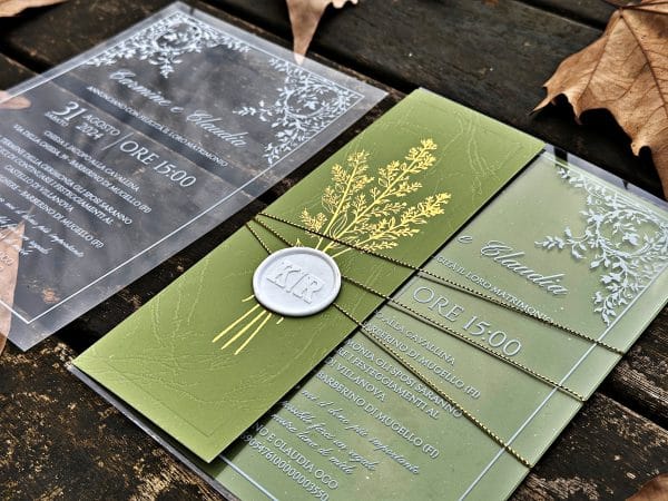 quinceañera invitations with premium finish and modern layout