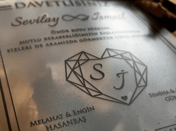 limited edition engraved acrylic wedding card featuring engraved text for quinceañeras