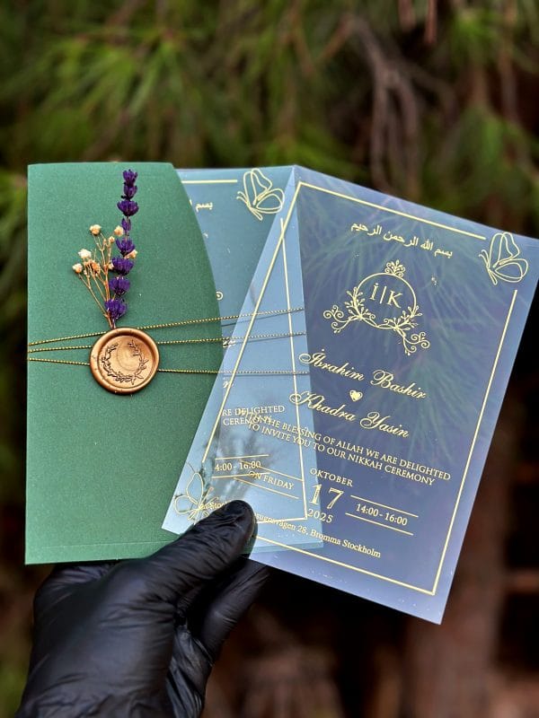 Clear Acrylic Invitation with Dried Flowers, Green Envelope, Wax Seal - Image 7