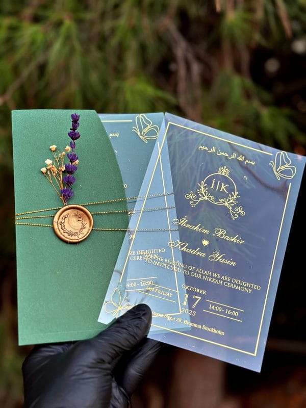 Clear Acrylic Invitation with Dried Flowers, Green Envelope, Wax Seal - Image 8
