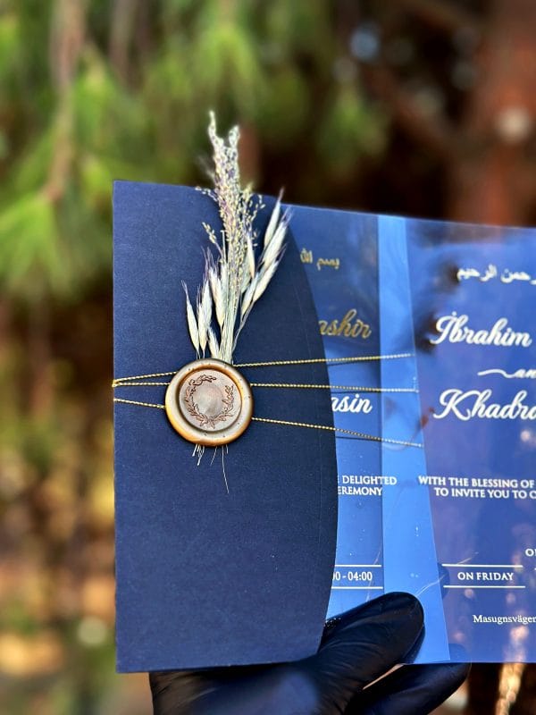 Acrylic Clear Wedding Invitation – Minimalist Clear Card with Gold Foil - Image 2