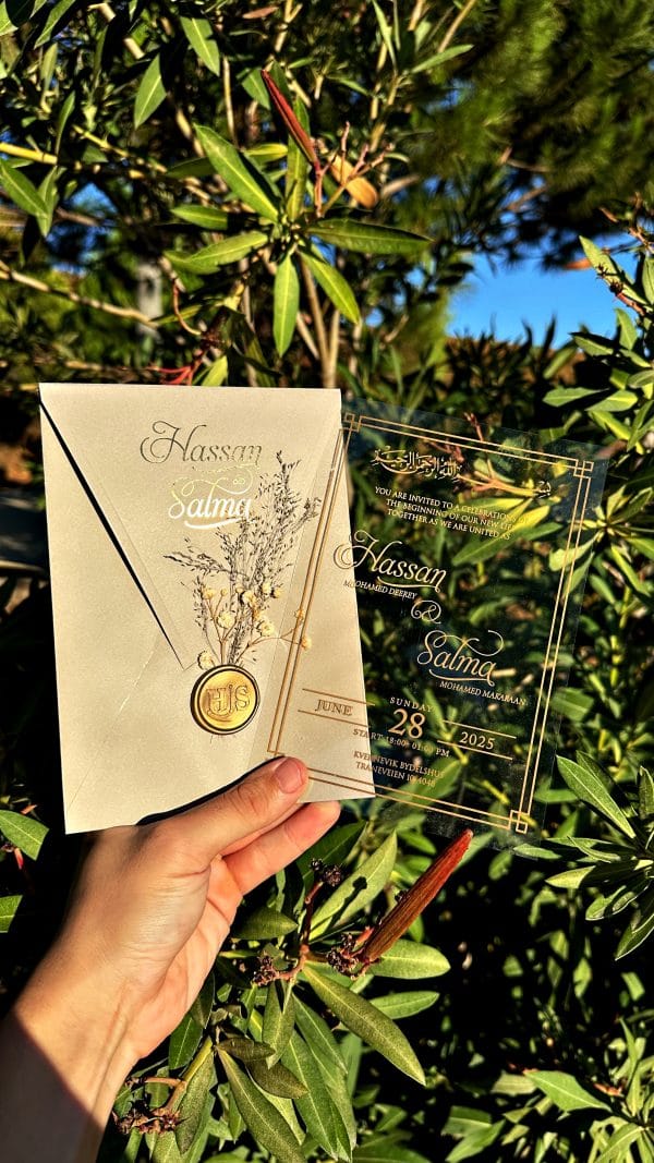Transparent Acrylic Wedding Invitation – Elegant Gold Foil Clear Design - Image 8